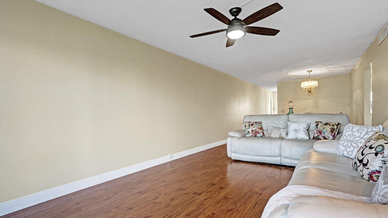 1036 Guildford East, Unit 1036 Boca Raton, FL 33434 - Photo 32 of 50 Photo 32