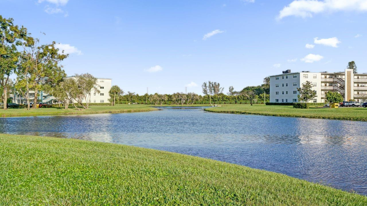 1036 Guildford East, Unit 1036 Boca Raton, FL 33434 - Photo 43 of 50 Photo 43