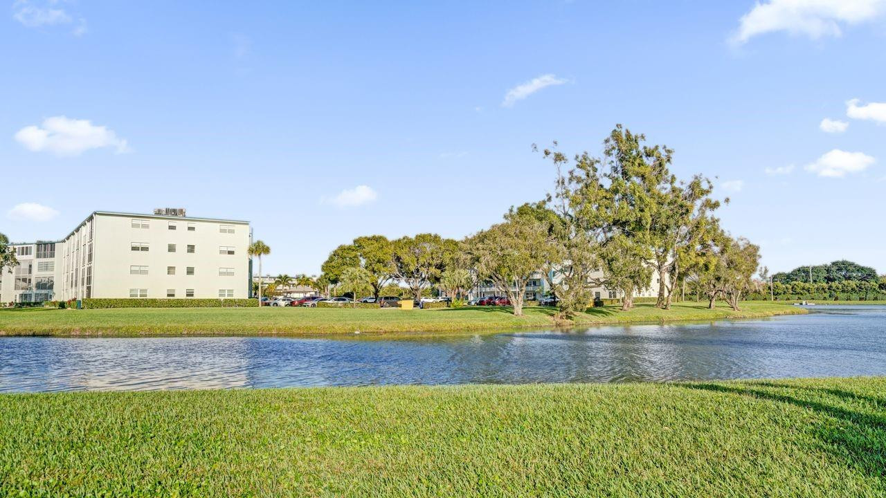 1036 Guildford East, Unit 1036 Boca Raton, FL 33434 - Photo 7 of 50 Photo 7
