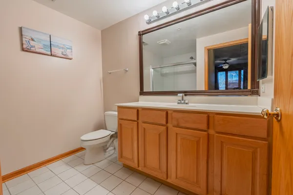 $319,900 | 1745 Pavilion Way, Unit 206, Park Ridge, IL 60068