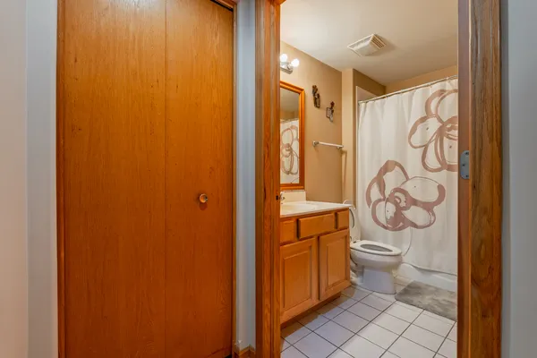 $319,900 | 1745 Pavilion Way, Unit 206, Park Ridge, IL 60068