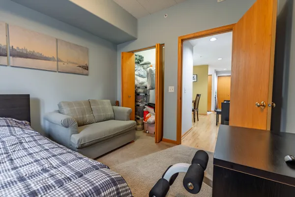 $319,900 | 1745 Pavilion Way, Unit 206, Park Ridge, IL 60068