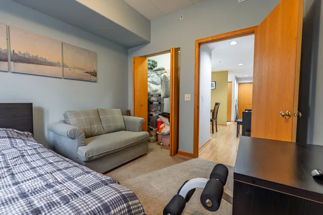 $329,900 | 1745 Pavilion Way, Unit 206, Park Ridge, IL 60068