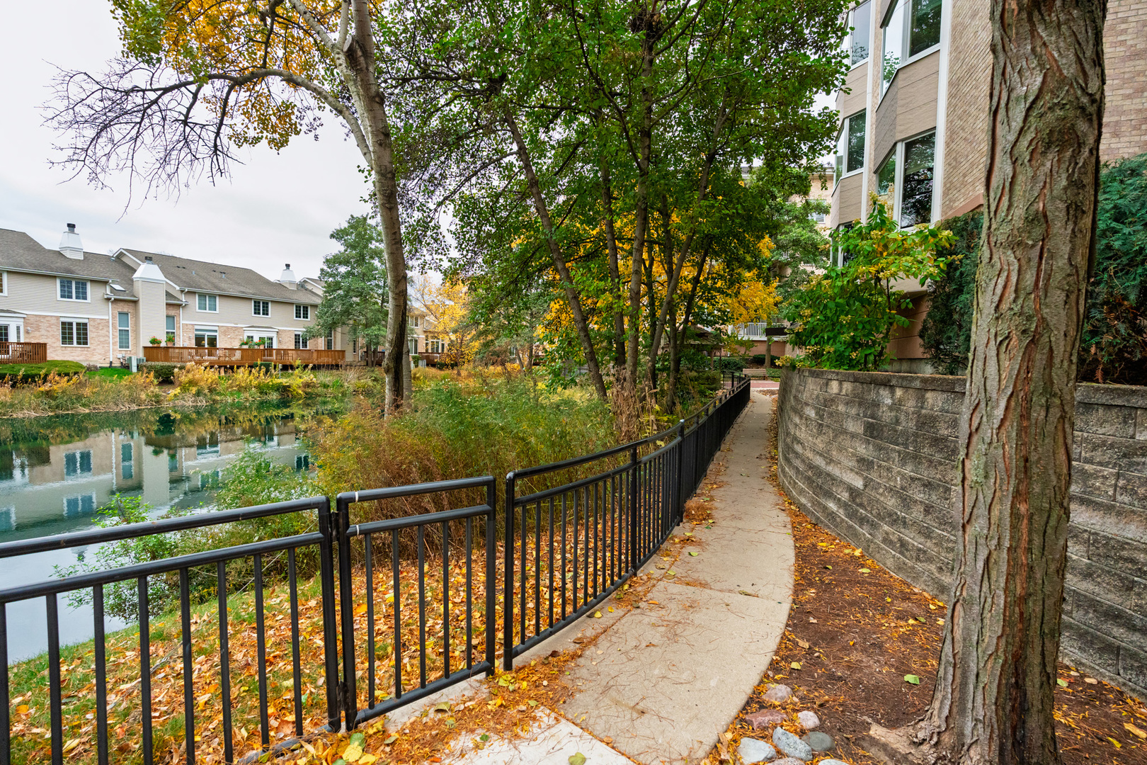 1745 Pavilion Way, Unit 206 Park Ridge, IL 60068 - Photo 48 of 48