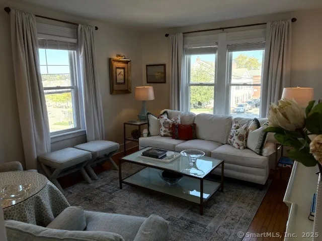 $3,500 | 1 Cannon Square, Stonington, CT 06378