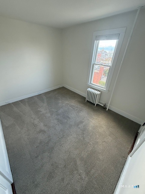 1 Cannon Square Stonington, CT 06378 - Photo 10 of 21 an empty room with a window