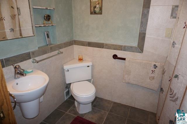 2892 East Pioneer Road Duluth, MN 55804 - Photo 12 of 24 Gallery Image 12