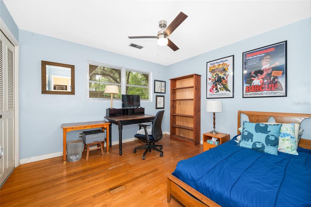 318 Southwest 40 Terrace Gainesville, FL 32607 - Photo 16 of 28