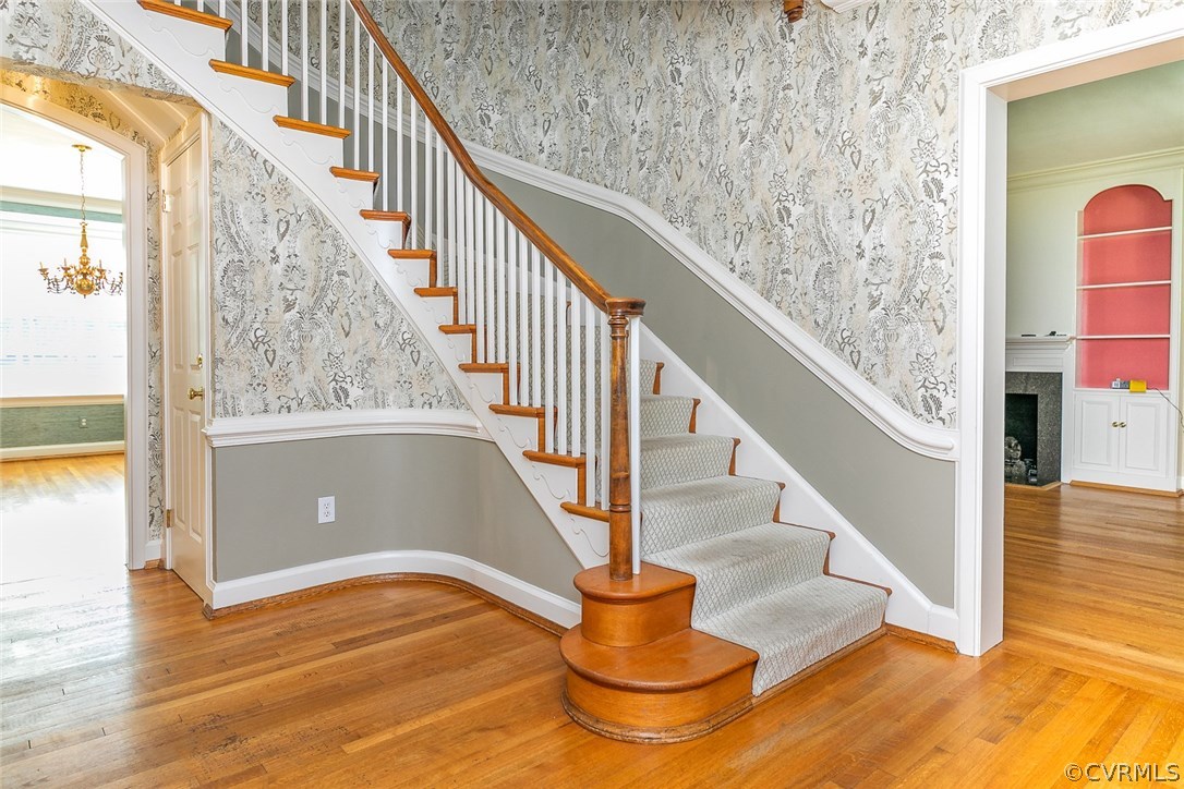 4610 Sulgrave Road Richmond, VA 23221 - Photo 4 of 32 The Entrance Hall features an elegant curved stair