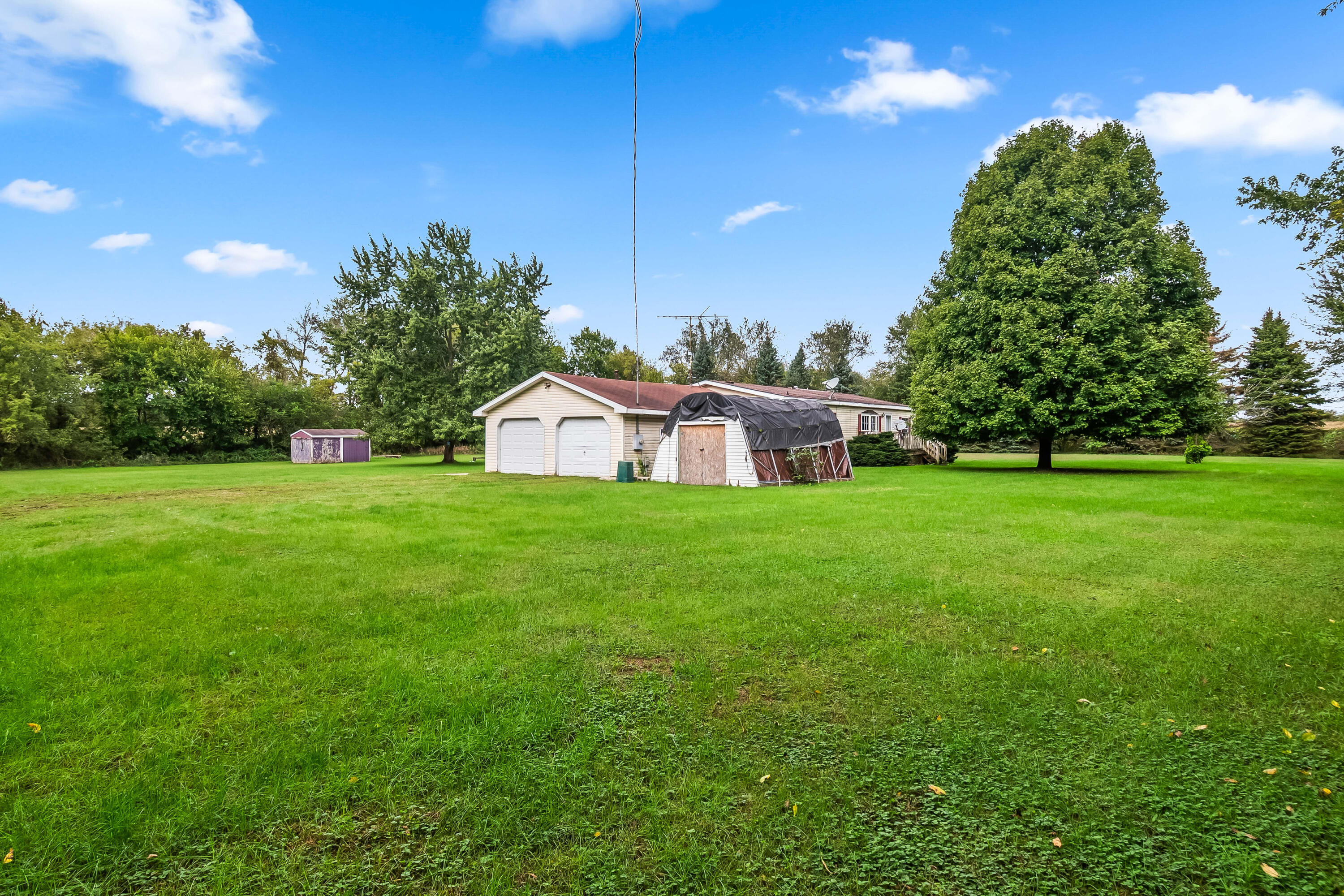474 Clarendon Road Quincy, MI 49082 - Photo 13 of 46 20