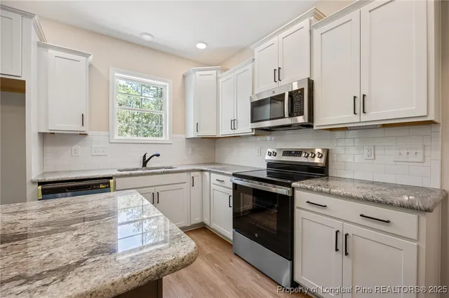 $389,900 | 16080 Cardinal Court, Wagram, NC 28396