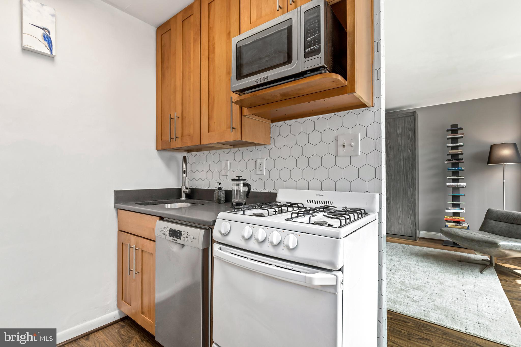 2939 Van Ness Street Northwest, Unit 845 Washington, DC 20008 - Photo 14 of 30