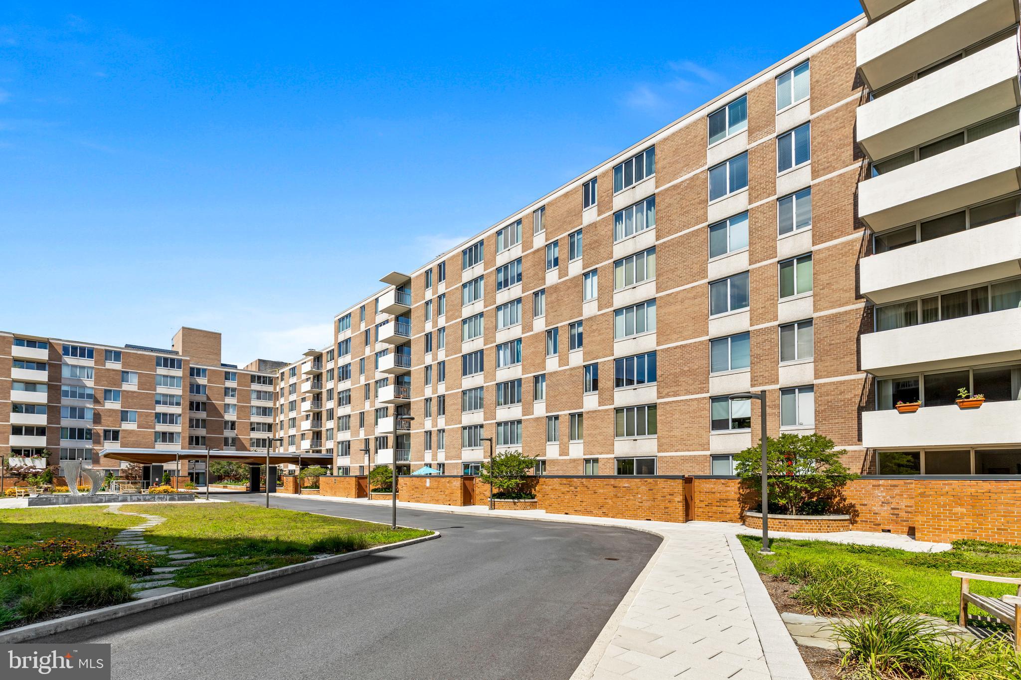 2939 Van Ness Street Northwest, Unit 845 Washington, DC 20008 - Photo 3 of 30