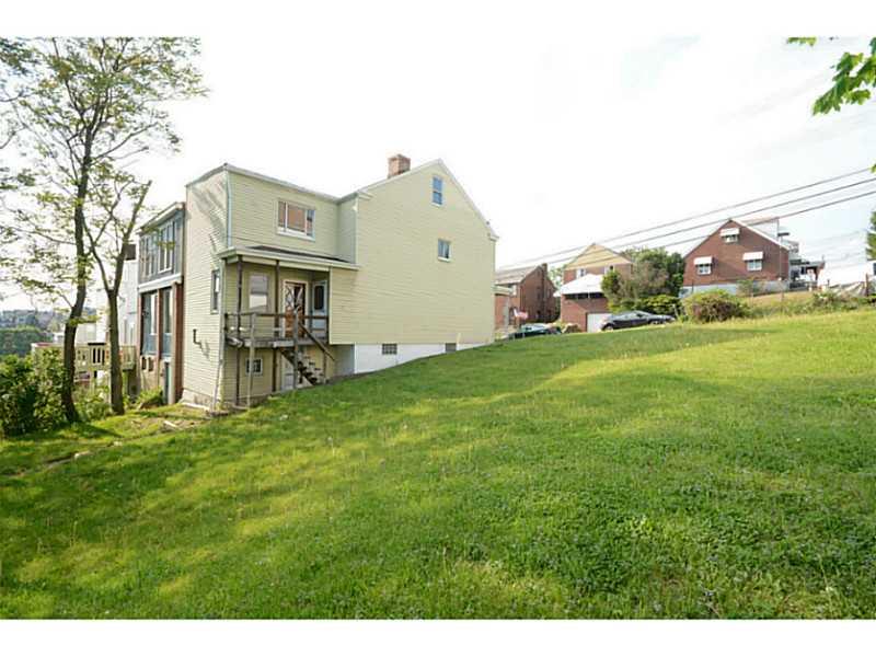 2830 Spring Street South Side, PA 15210 - Photo 5 of 5 Yard/Garden.