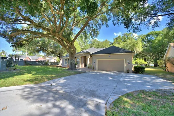 $535,000 | 1 Lake Eloise Lane, Winter Haven, FL 33884