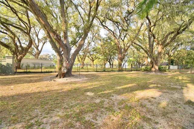 $535,000 | 1 Lake Eloise Lane, Winter Haven, FL 33884