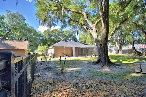$535,000 | 1 Lake Eloise Lane, Winter Haven, FL 33884