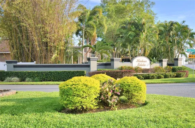 $535,000 | 1 Lake Eloise Lane, Winter Haven, FL 33884