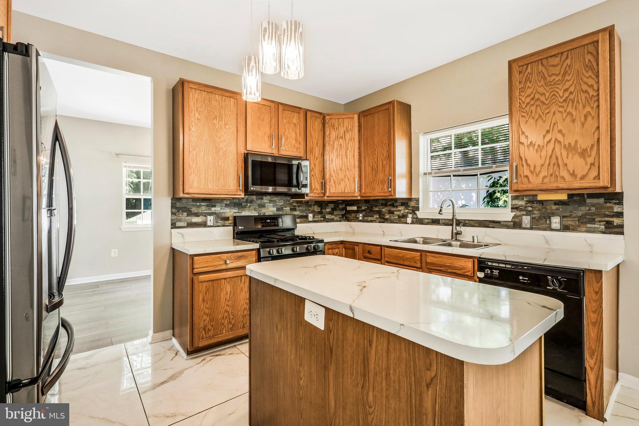 301 Round Table Drive Fort Washington, MD 20744 - Photo 15 of 48