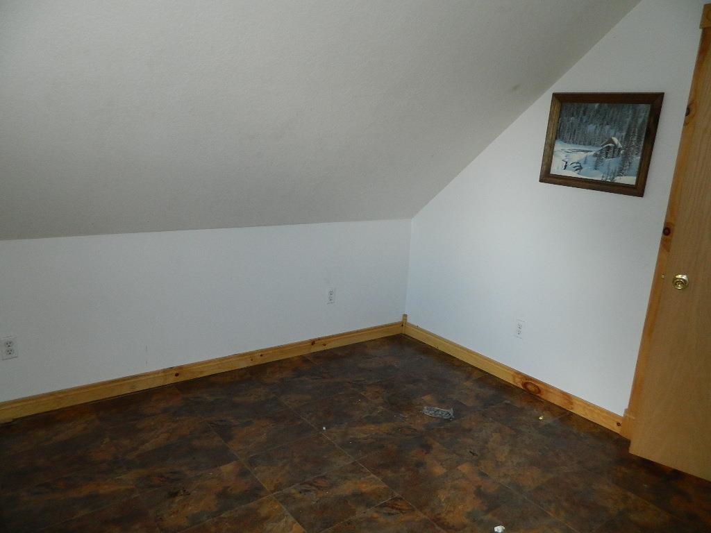 1816 Eisenhower Road Blanchard, MI 49310 - Photo 13 of 23
