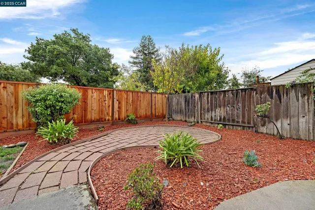 $750,000 | 4045 Sacramento Street, Concord, CA 94521