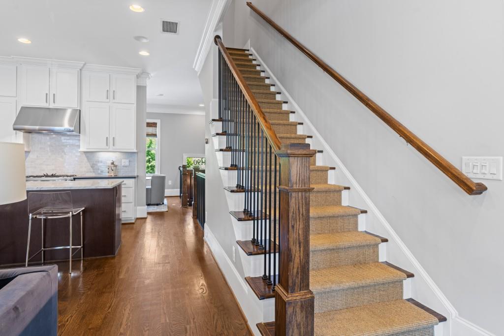 1190 John Collier Road Northwest Atlanta, GA 30318 - Photo 17 of 39
