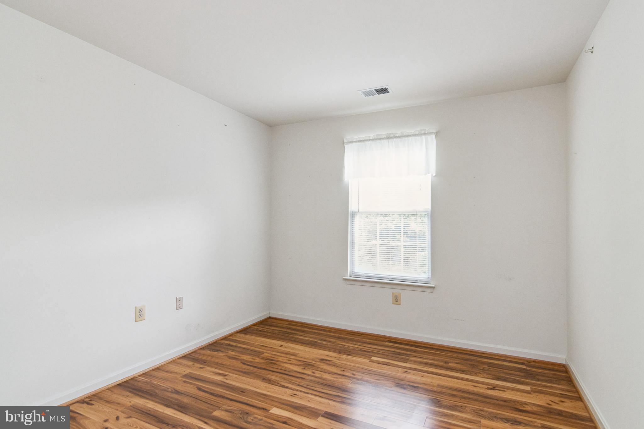 3830 Normandy Drive, Unit 2B Hampstead, MD 21074 - Photo 15 of 25 Second bedroom