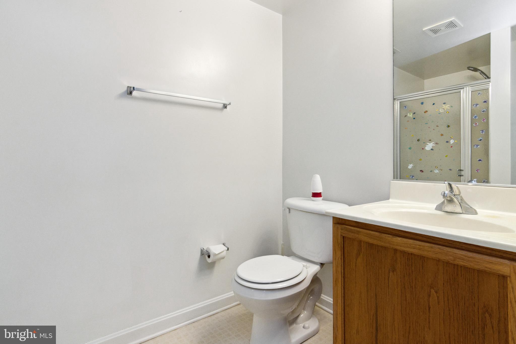 3830 Normandy Drive, Unit 2B Hampstead, MD 21074 - Photo 21 of 25 Primary bath