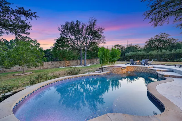 $1,749,000 | 7609 Lazy River Cove, Austin, TX 78730