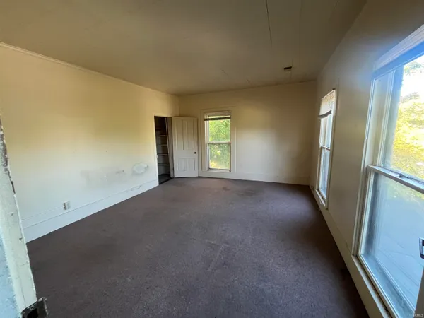 $350,000 | 823 North Maple Street, Bloomington, IN 47404