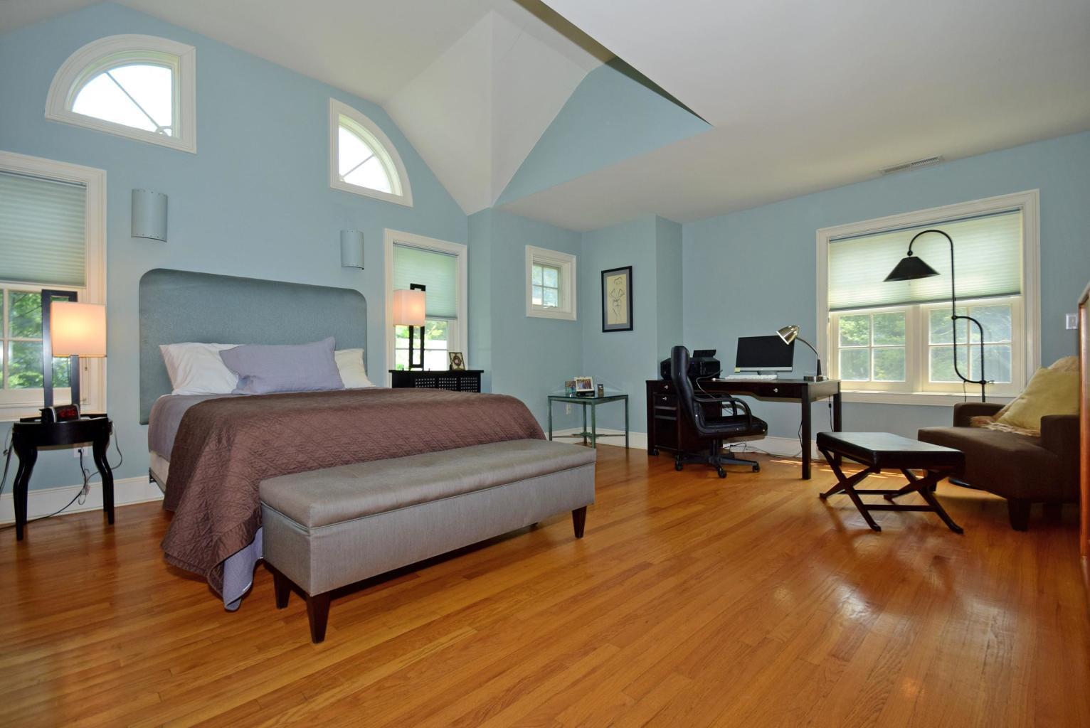 115 East Cross Road New Canaan, CT 06840 - Photo 11 of 21 Master