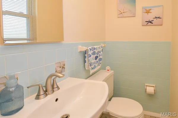 $100,000 | 1865 Violet Drive, Florissant, MO 63031
