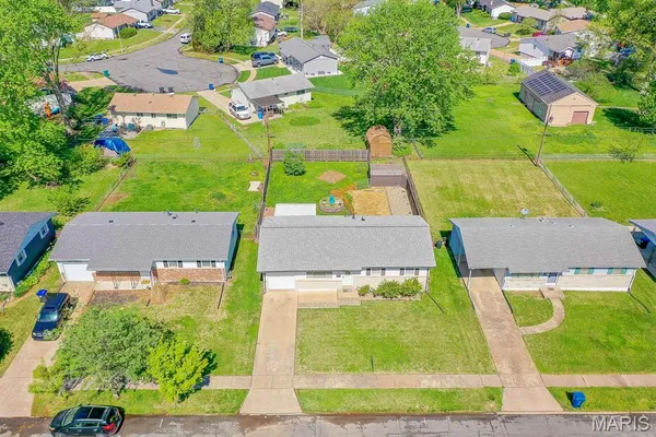 $100,000 | 1865 Violet Drive, Florissant, MO 63031