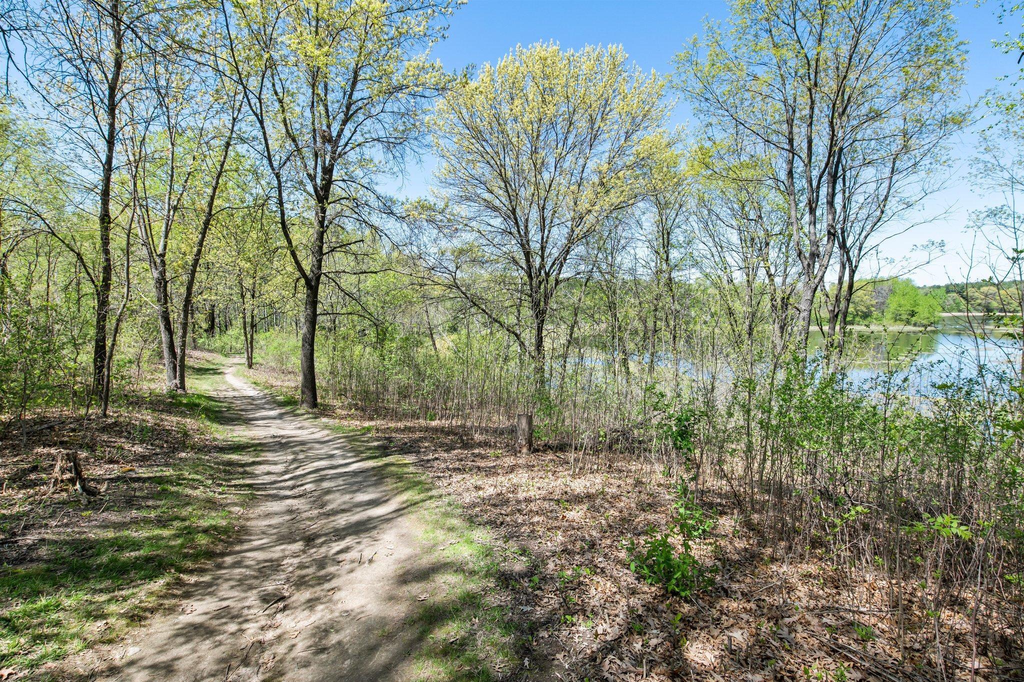 4955 Parkside Circle Eagan, MN 55123 - Photo 10 of 11