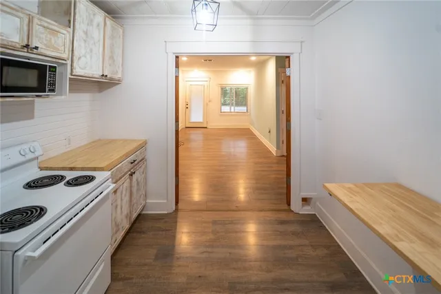 $169,500 | 1006 West North Street, Victoria, TX 77901