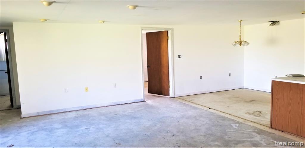 4431 Pratt Road Metamora, MI 48455 - Photo 23 of 36