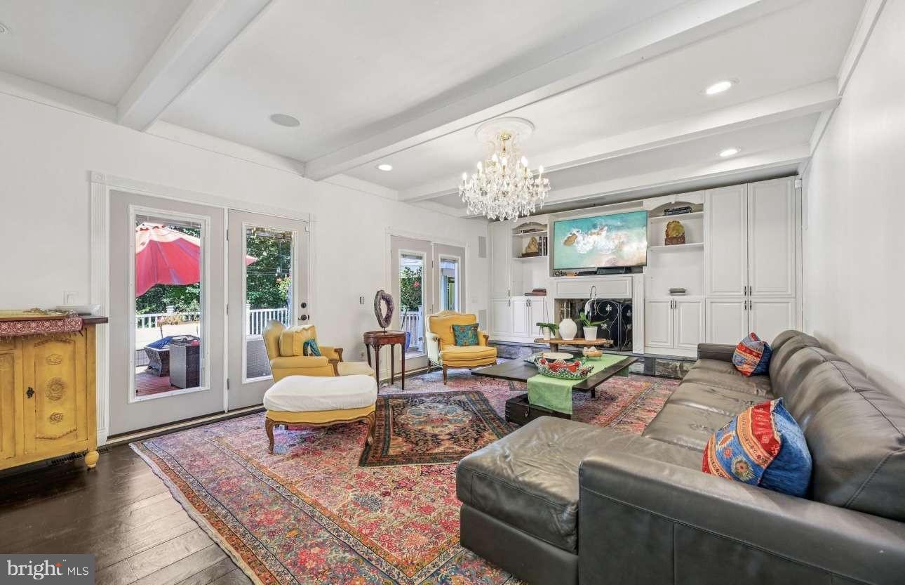 10900 Tara Road Rockville, MD 20854 - Photo 14 of 22