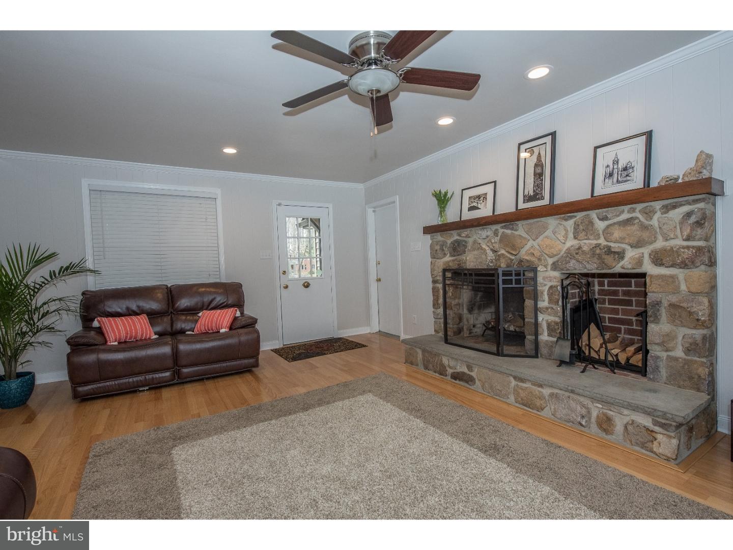 712 Brooke Road Exton, PA 19341 - Photo 12 of 25 Family Room