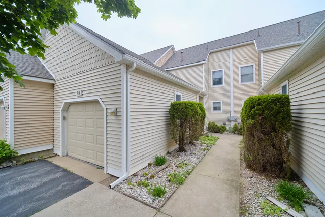 $475,000 | 94 Charter Court, Manistee, MI 49660