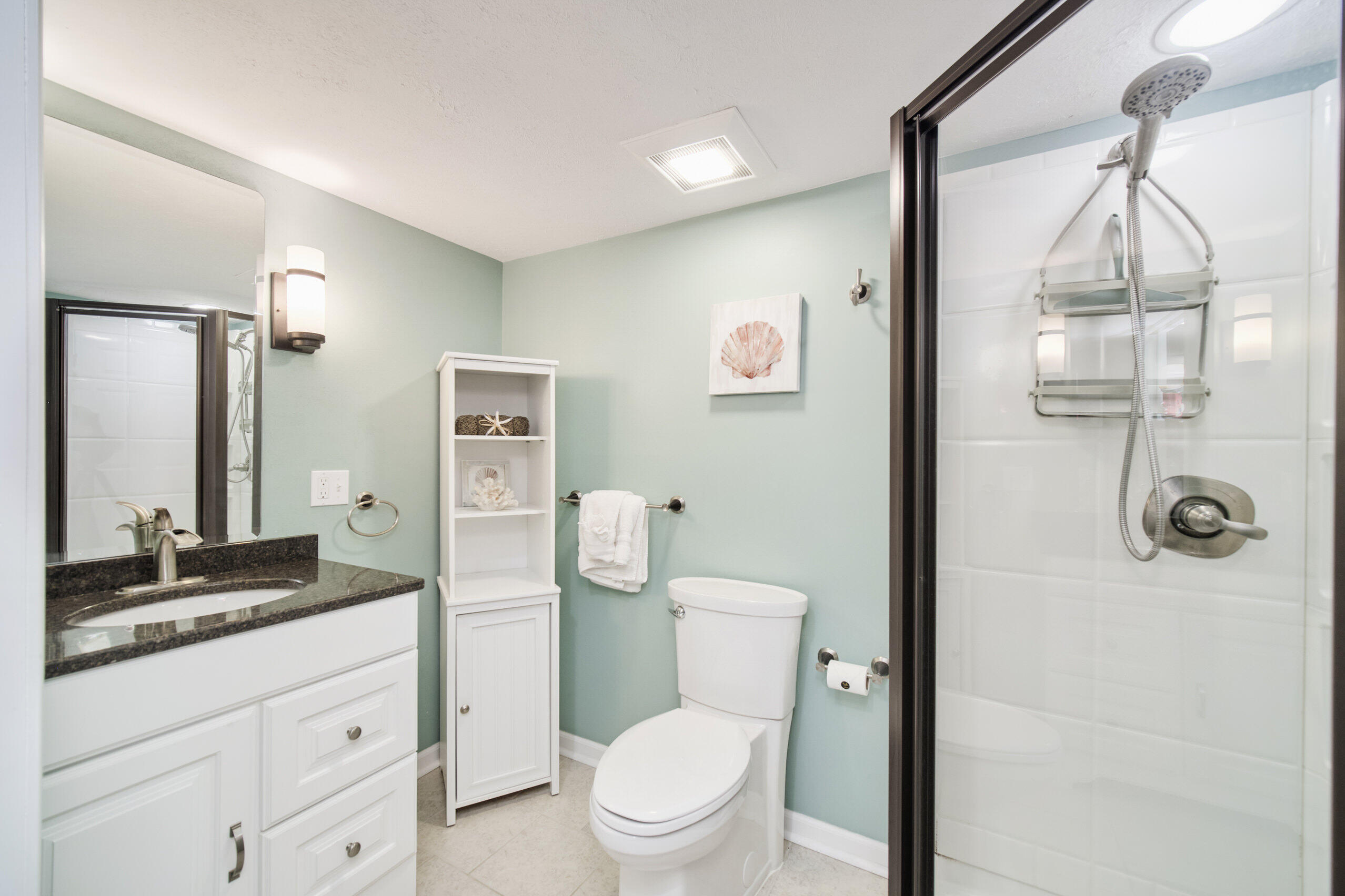 94 Charter Court Manistee, MI 49660 - Photo 45 of 52 Lower Level Bathroom