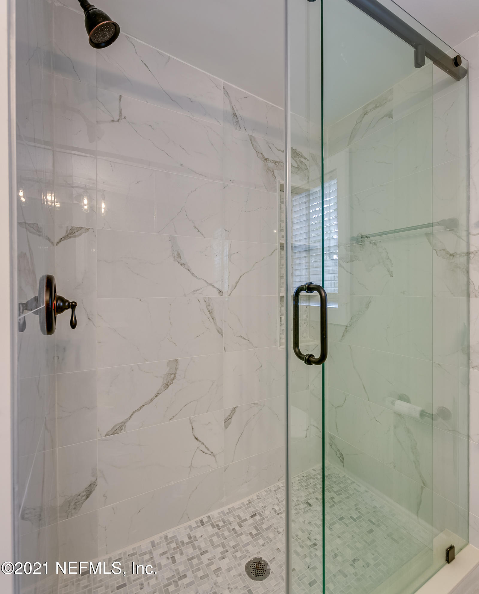 4244 Santee Road Jacksonville, FL 32209 - Photo 12 of 24 Bath