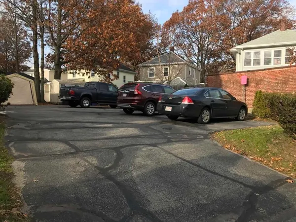 $2,200 | 63 Montclair Avenue, Unit 2, Quincy, MA 02171