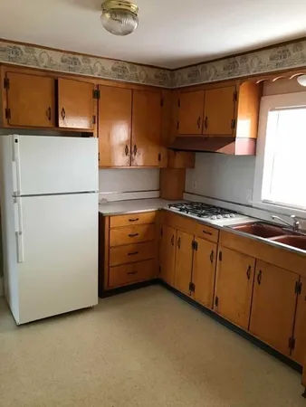 $2,200 | 63 Montclair Avenue, Unit 2, Quincy, MA 02171