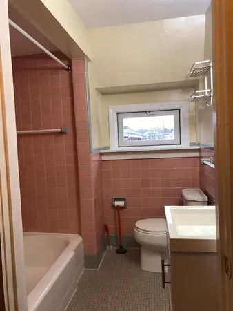 $2,200 | 63 Montclair Avenue, Unit 2, Quincy, MA 02171