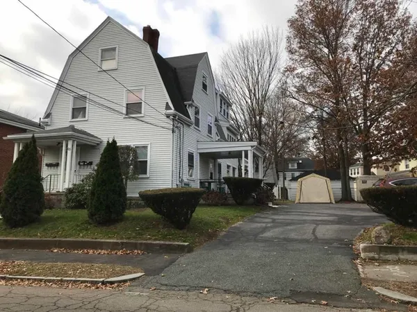 $2,200 | 63 Montclair Avenue, Unit 2, Quincy, MA 02171