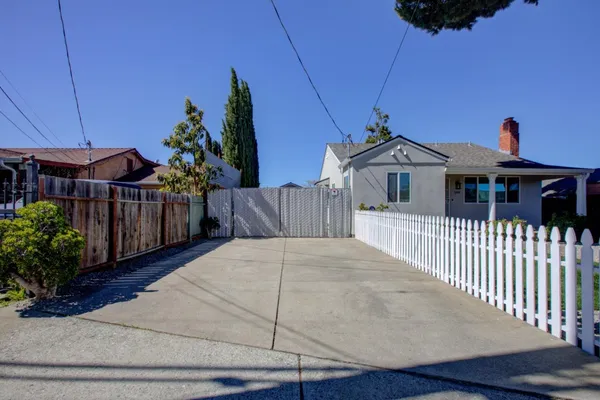 $1,099,888 | 209 McCreery Avenue, San Jose, CA 95116