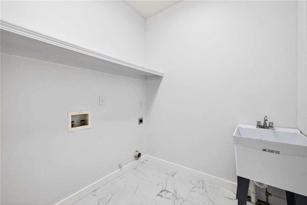 1235 Regency Center Drive Southwest Atlanta, GA 30331 - Photo 21 of 48