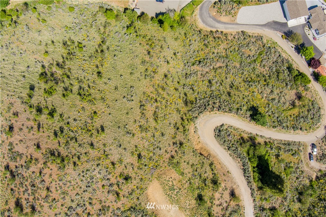 888 Number 1 Canyon Road Wenatchee, WA 98801 - Photo 11 of 20 Gallery Image 11