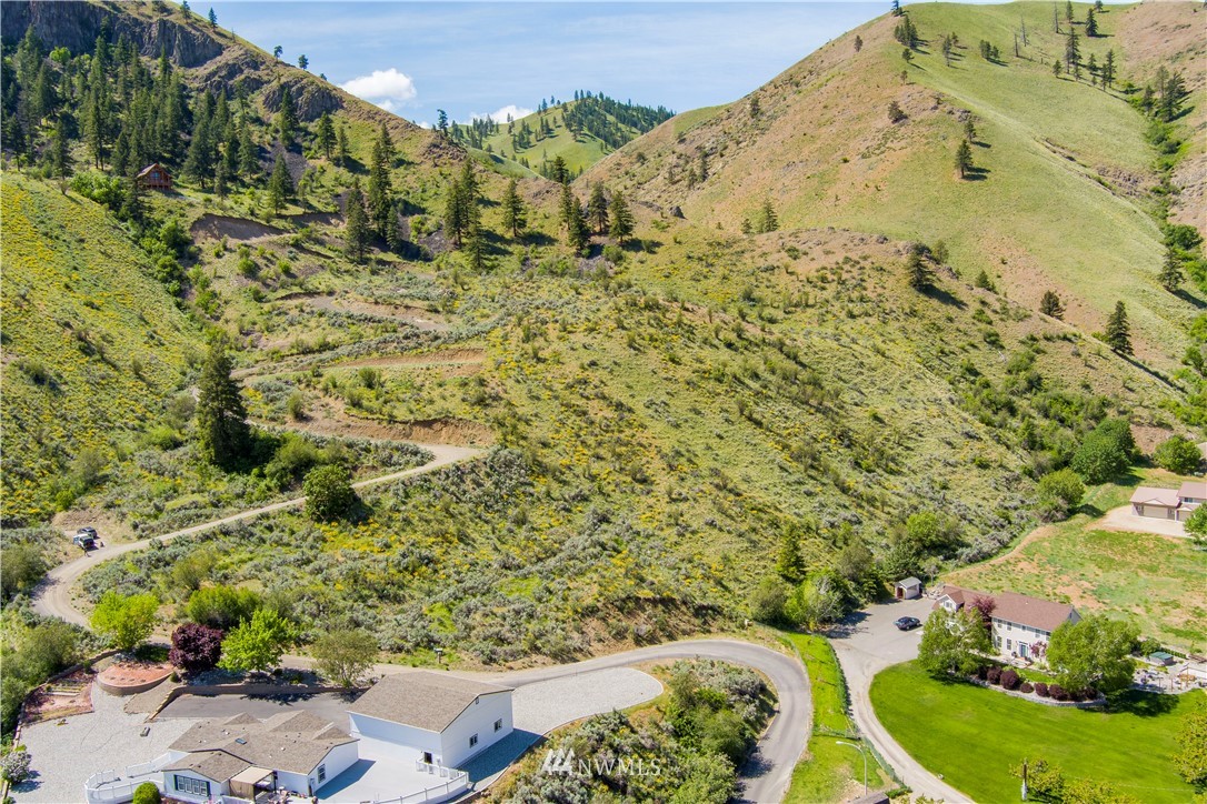 888 Number 1 Canyon Road Wenatchee, WA 98801 - Photo 15 of 20 Gallery Image 15