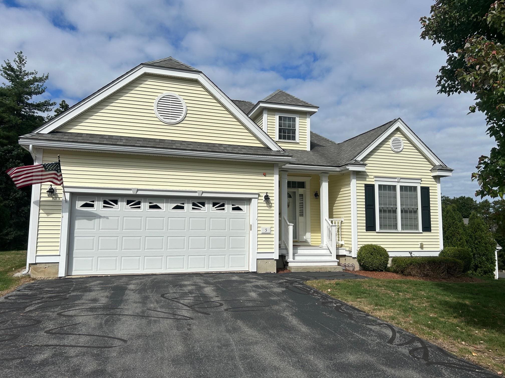 5 St Andrews Way, Londonderry, NH 03053 Compass